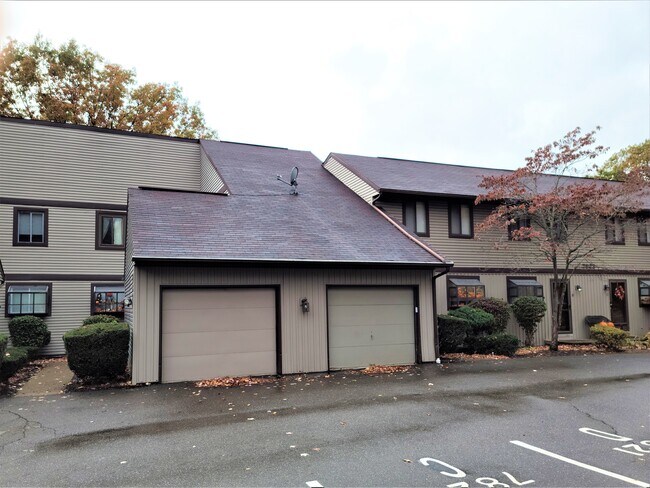 Building Photo - 7819 Hills and Dales Rd NW