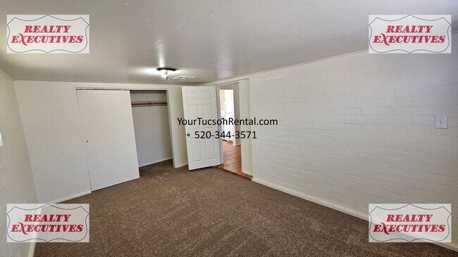 Building Photo - Silverlake Rd & Aviation Rd 3 Bedroom 1 ba...