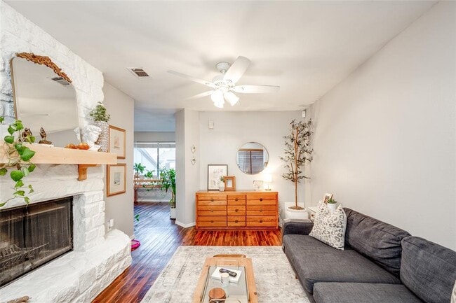 Building Photo - 1730 Timber Ridge Rd