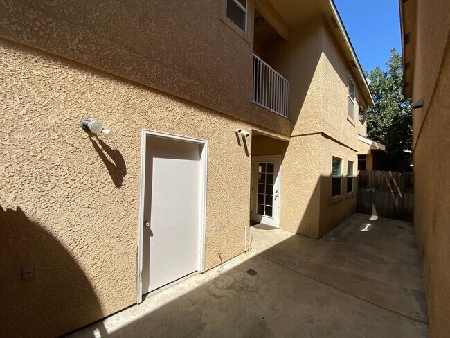Building Photo - Spacious two-story home Available Now!
