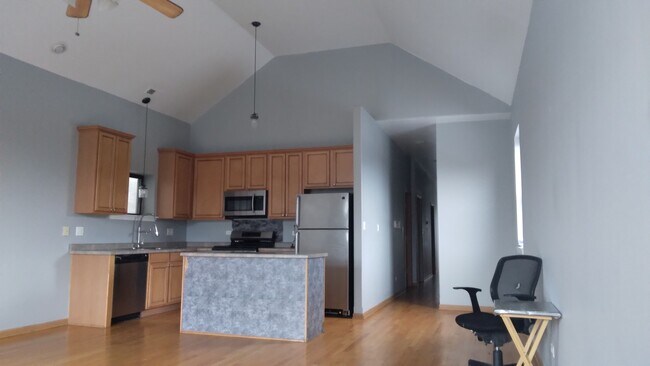 Vista de la cocina 2 - 4820 S Champlain Ave