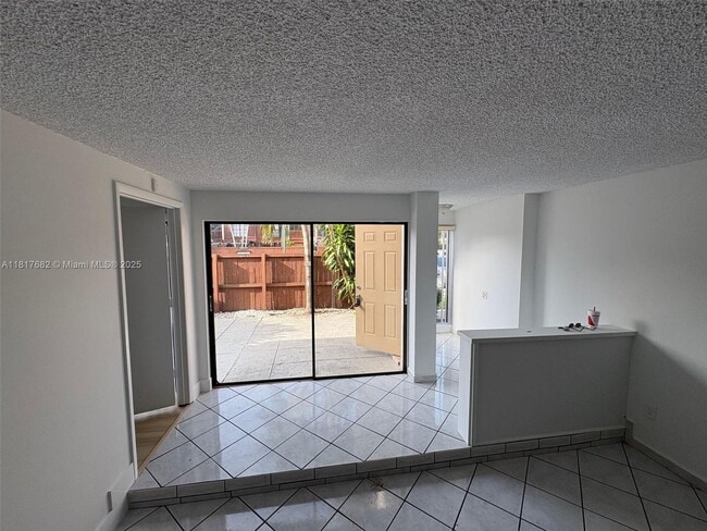 Building Photo - 6854 SW 114th Pl