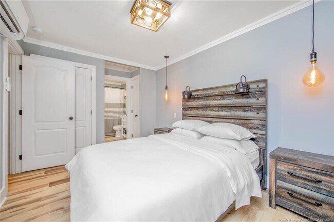 Foto del edificio - 6391 Bingham Pl