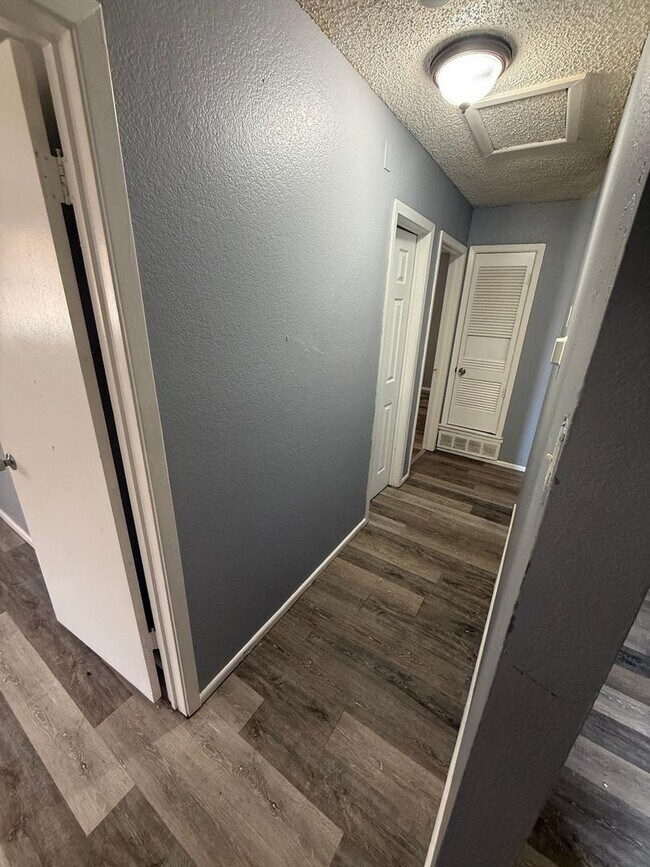 Foto del edificio - $0 First Month's Rent / $0 Deposit at Move-in