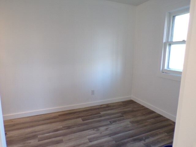 Building Photo - 6 Marlyn Dr