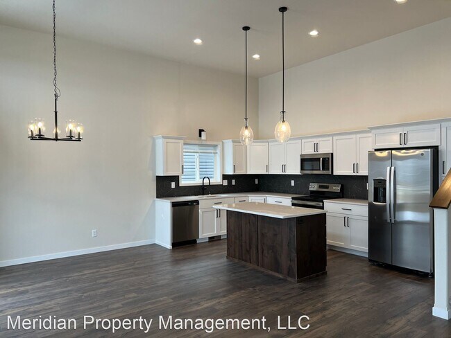 Foto del edificio - 3 br, 2 bath House - 6059 8th St W