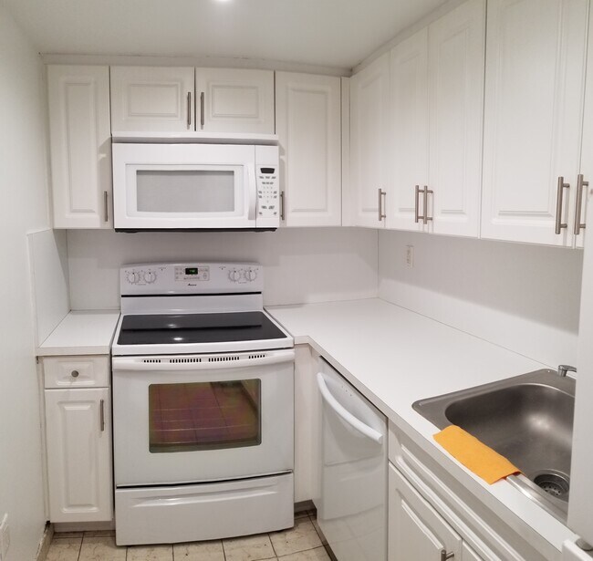 Kitchen - 4713 NW 7th St