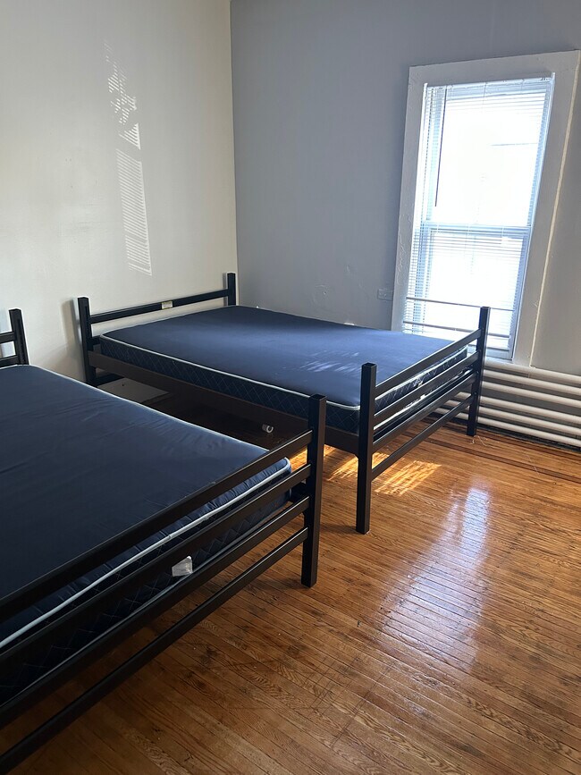 Foto del edificio - 1309 7th St SE