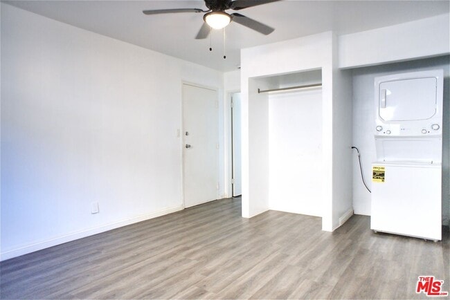 Building Photo - 1522 N Harvard Blvd