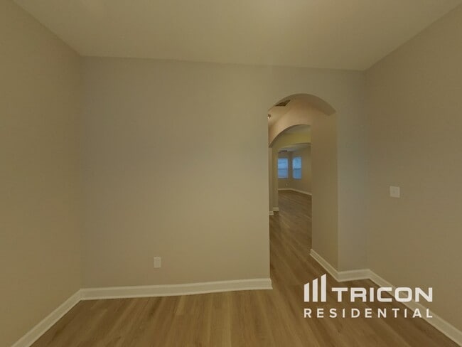 Building Photo - 745 Brooke Nicole Place