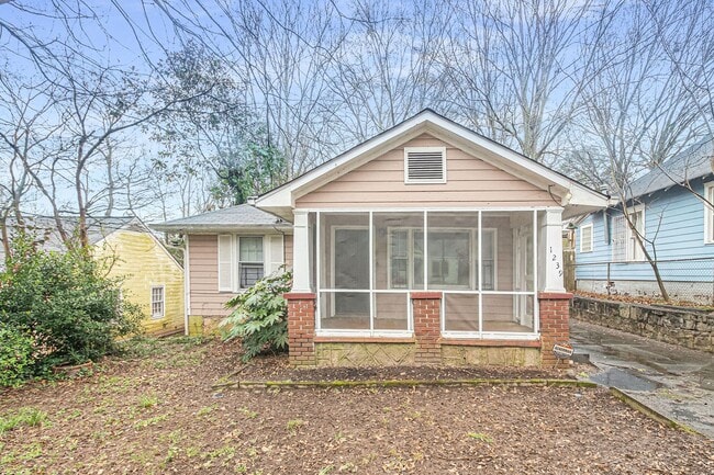 Foto del edificio - 2 bdrm, 1 bath in East Atlanta