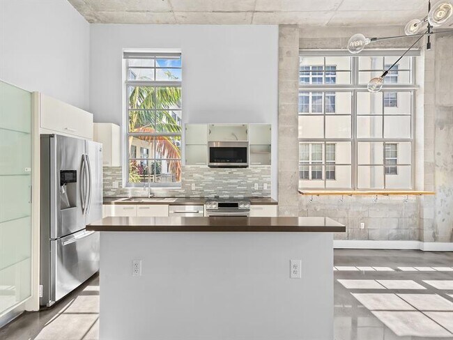 Foto del edificio - 434 NW 1st Ave