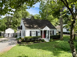 Building Photo - 5927 Old Harding Pike