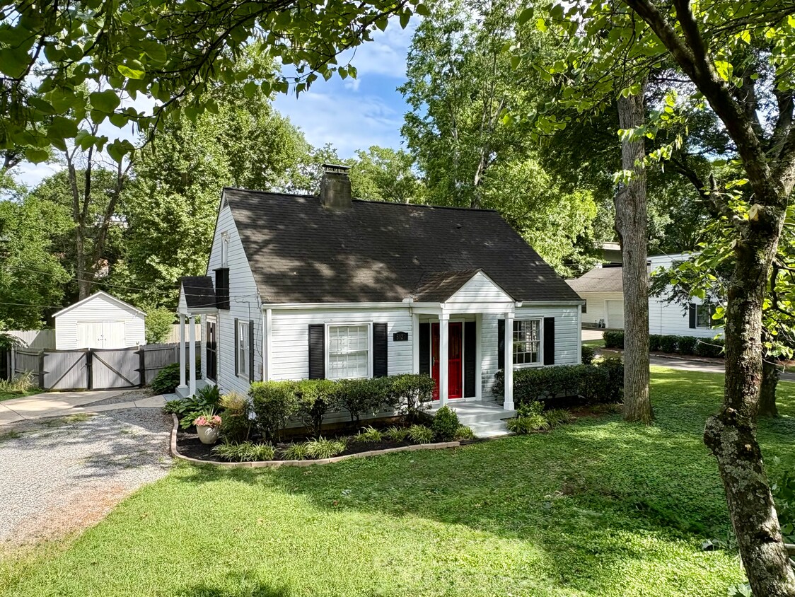 Photo - 5927 Old Harding Pike (Nashville, TN)