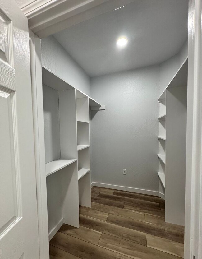Foto del edificio - 6318 N Boulder Ave