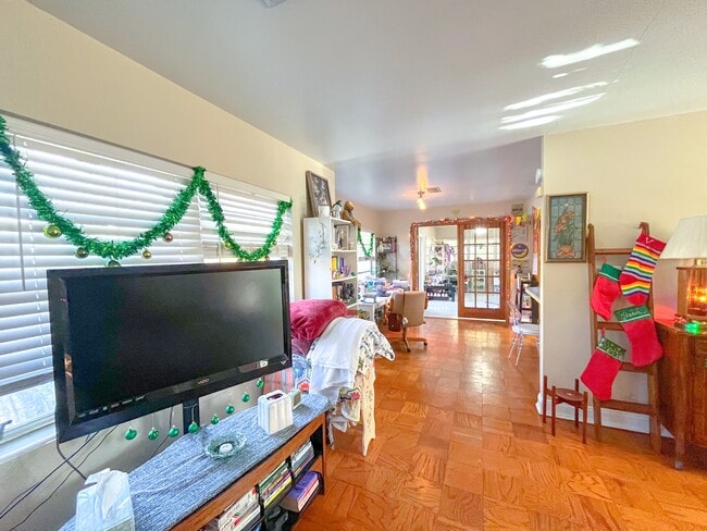 Foto del edificio - 4018 NW 10th Ave