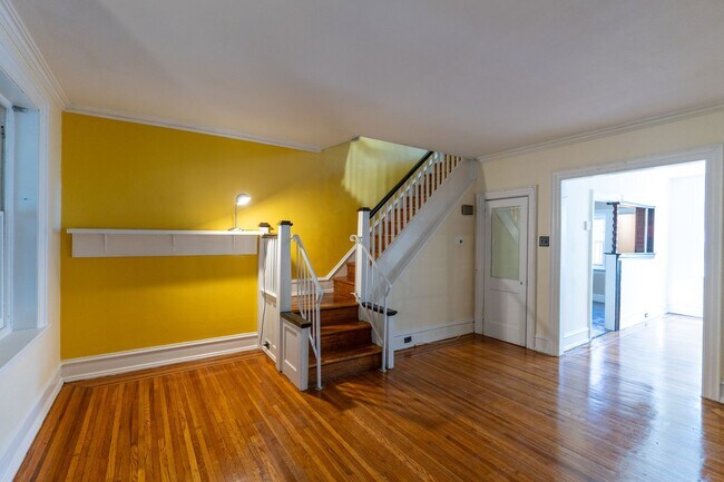 Foto del edificio - Lovely 3 bedroom near Cobbs Creek