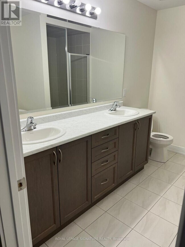 Photo du bâtiment - 26 Mundell Rd