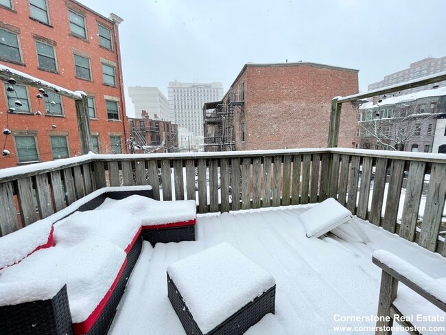 Foto del edificio - 1625 Tremont St