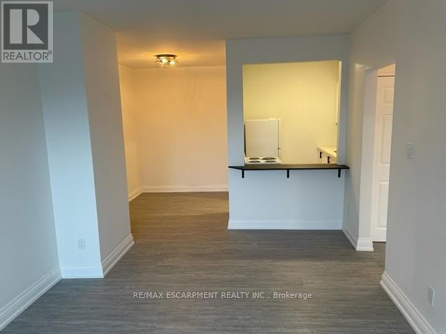 Photo du bâtiment - 37 Mericourt Rd