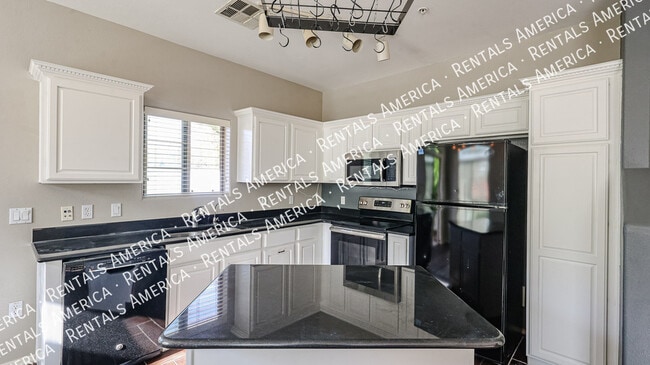 Foto del edificio - 2727 N Price Rd