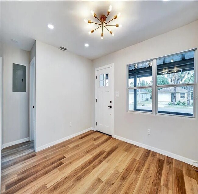 Foto del edificio - 4540 Carter St