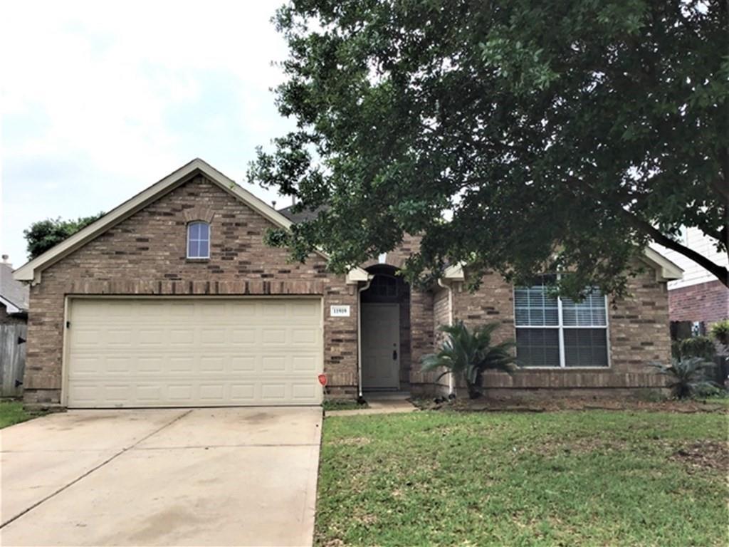 11919 Lois Ln Dr, Pinehurst, TX 77362 House for Rent in Pinehurst, TX