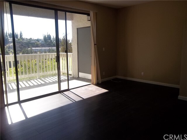 Building Photo - 545 S Ranch View Cir