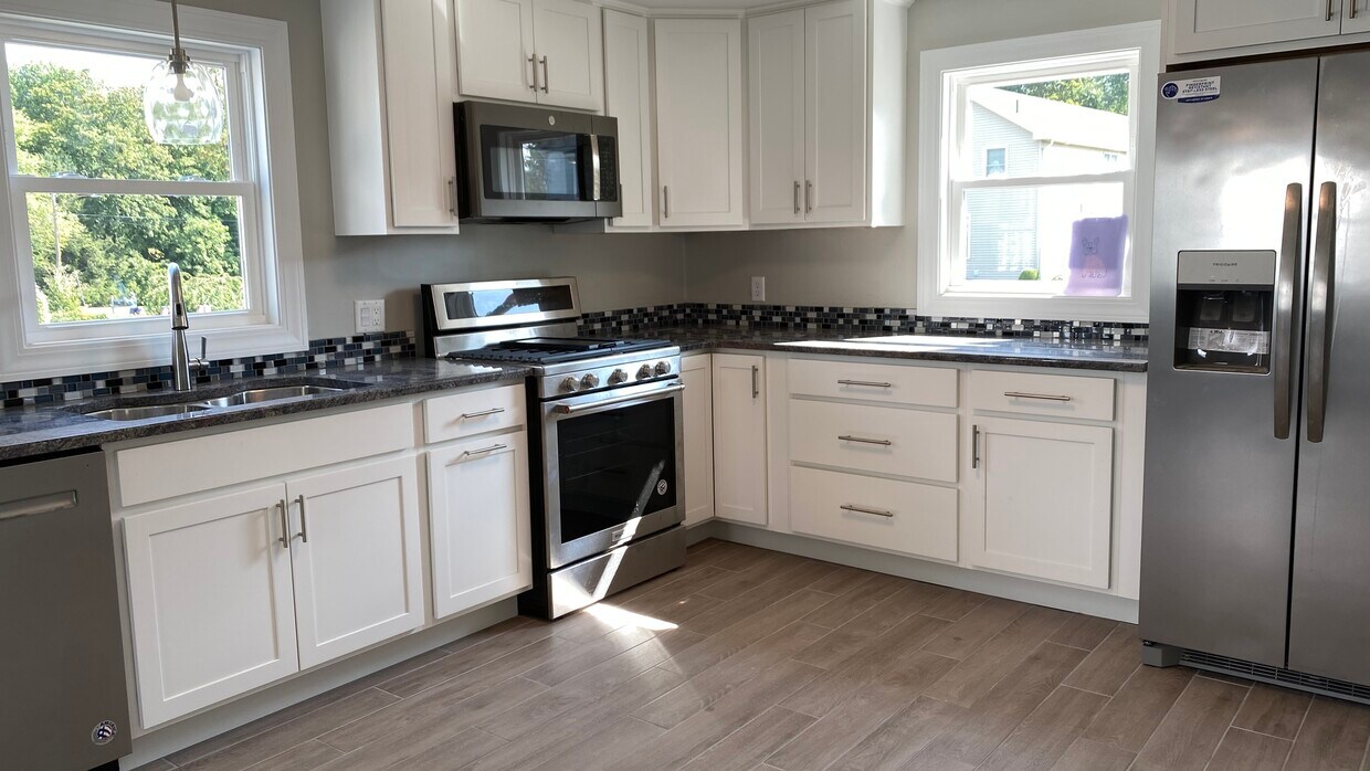 113 Maple St, Easthampton, MA 01027 House Rental in Easthampton, MA