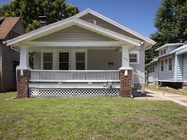 Foto del edificio - Newly renovated! 3 bedroom 1 bath with sin...