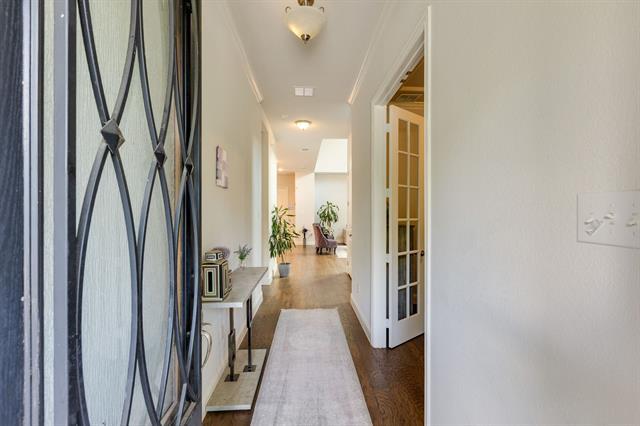 Foto del edificio - 5605 Acoma Ln