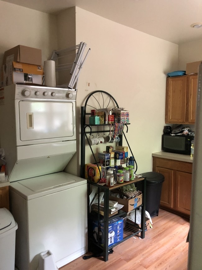 Building Photo - 4436 Silverwood St