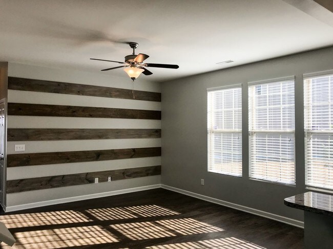 Building Photo - 3735 Landshire View Ln