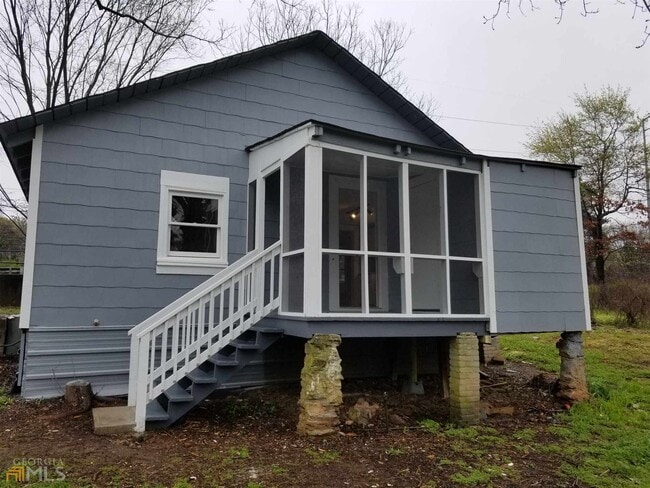 Building Photo - 1327 S Hairston Rd