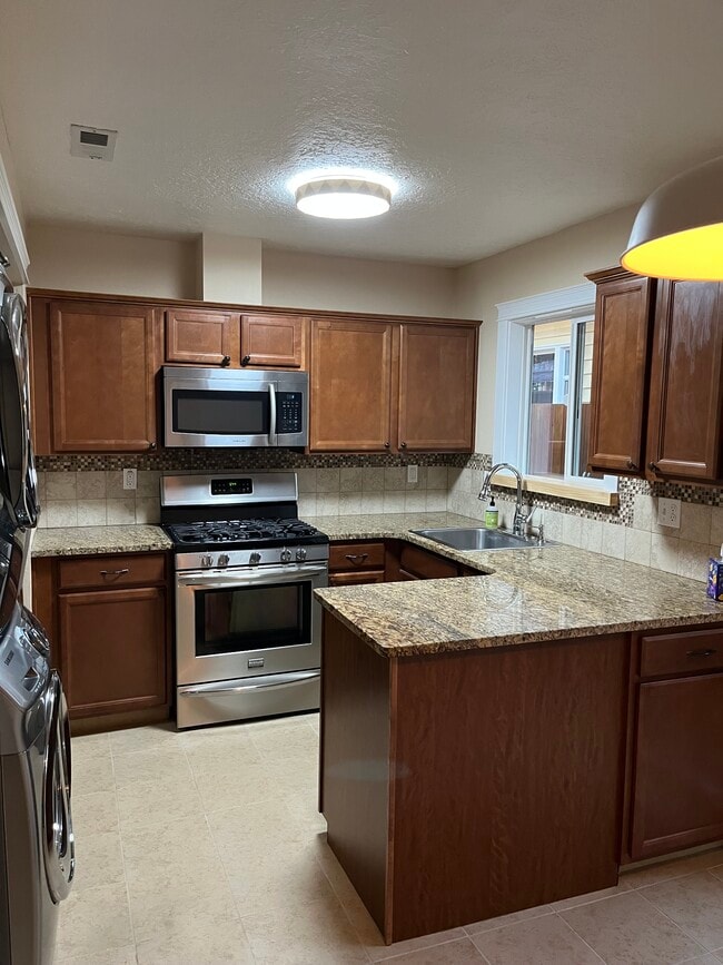 Foto del edificio - 3618 SE 67th Ave