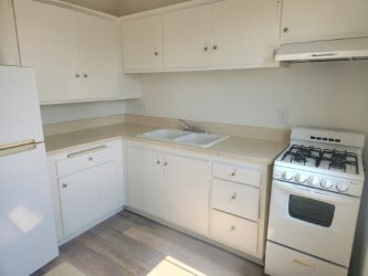 Building Photo - Royale La Habra