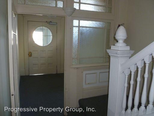 Building Photo - 1209 Page St