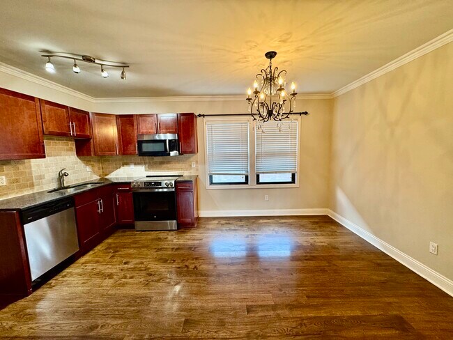 Building Photo - 4540 Jarboe St