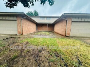 Building Photo - 9910 Mashburn Blvd