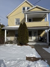 Building Photo - 5 Gardners Ln