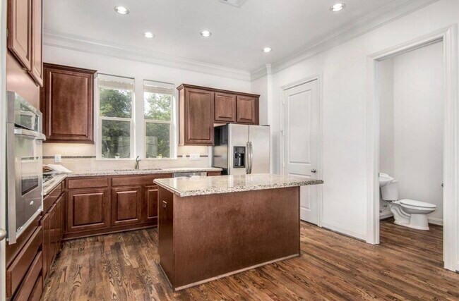 Foto del edificio - 4116 Bonner View Ln