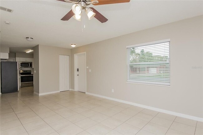 Foto del edificio - 5312 Wren St