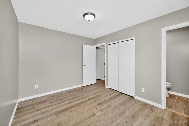 Foto del edificio - 11839 Hamlet Rd
