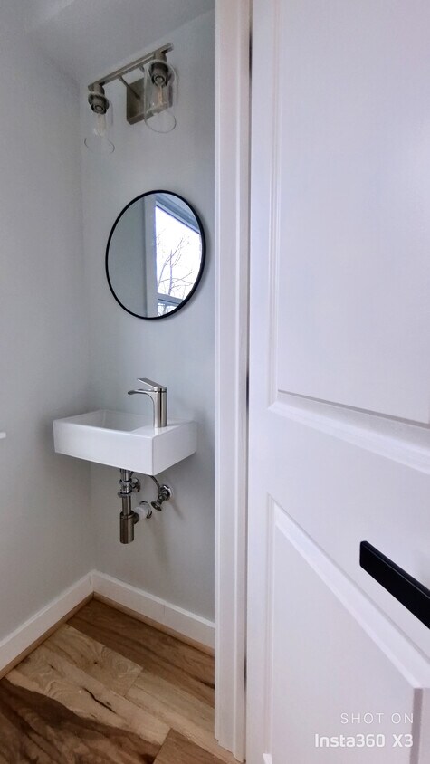 Primary Photo - 2214 Irving St SE