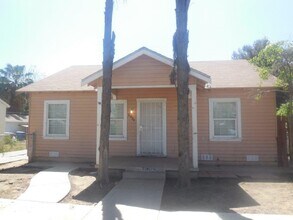 Building Photo - 2009 Oregon St