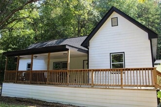 Building Photo - 202 Henderson Falls Rd