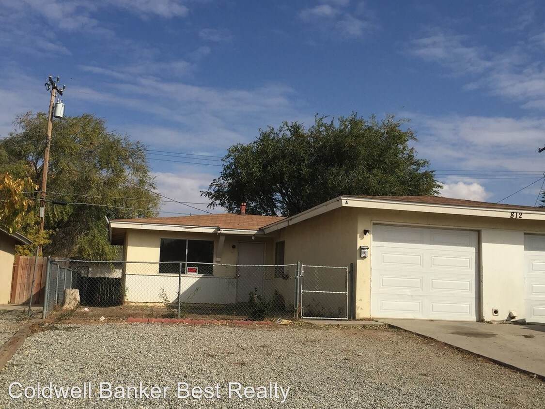 Primary Photo - 812 Aspen Dr