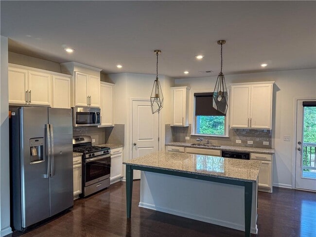 Building Photo - 2452 Coosa Vly