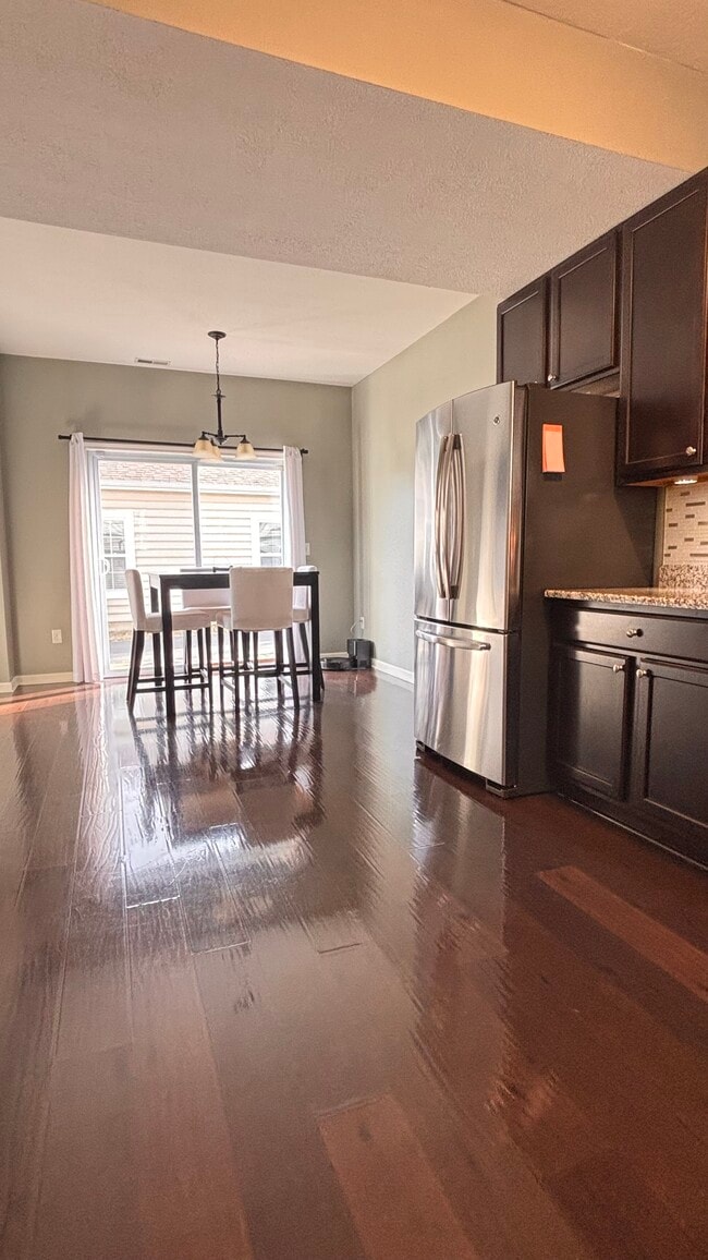 Building Photo - 6185 Prairiefire Ave