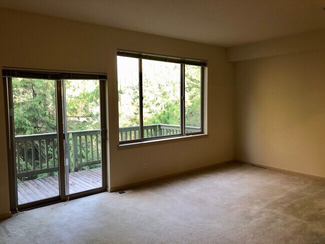 Foto del edificio - 2116 NW Boulder Way Dr